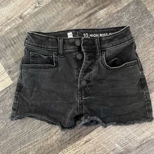 Gap high rise shorts